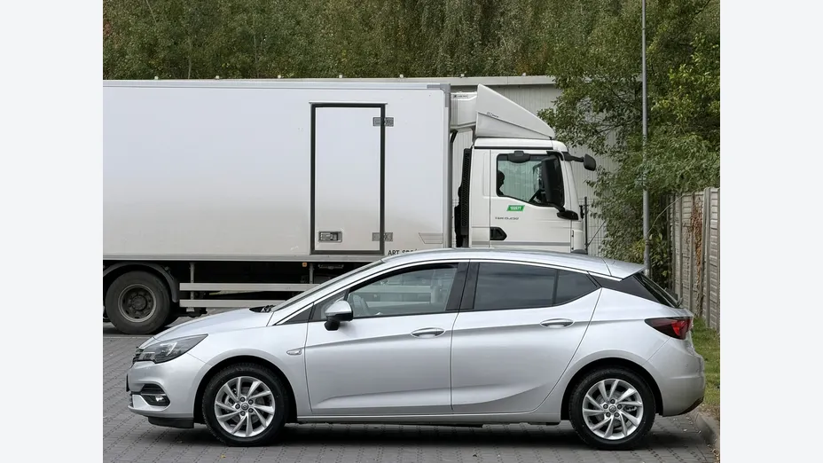 OPEL Astra -