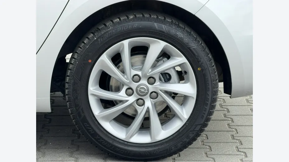 OPEL Astra -