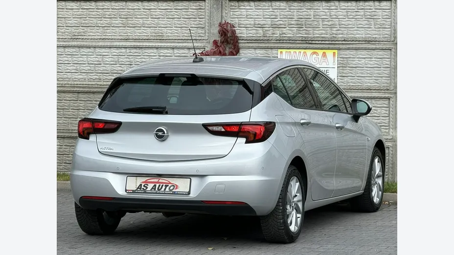 OPEL Astra -