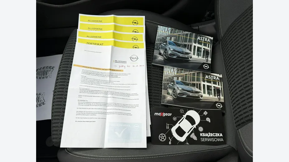 OPEL Astra -