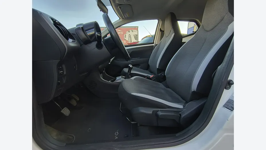 TOYOTA Aygo -