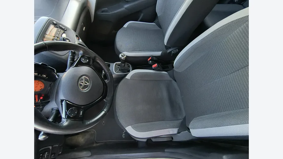 TOYOTA Aygo -