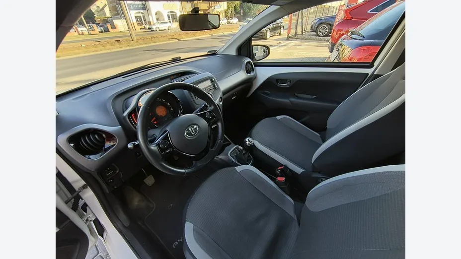 TOYOTA Aygo -