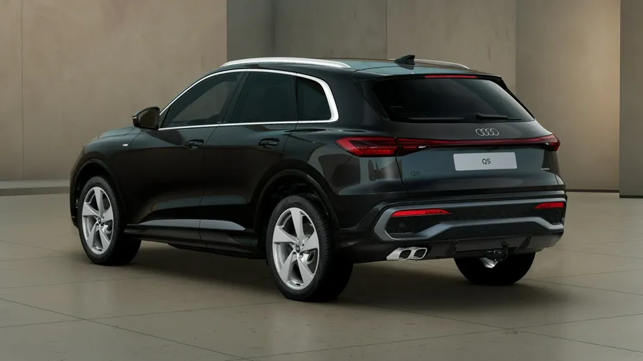 AUDI Q5 -