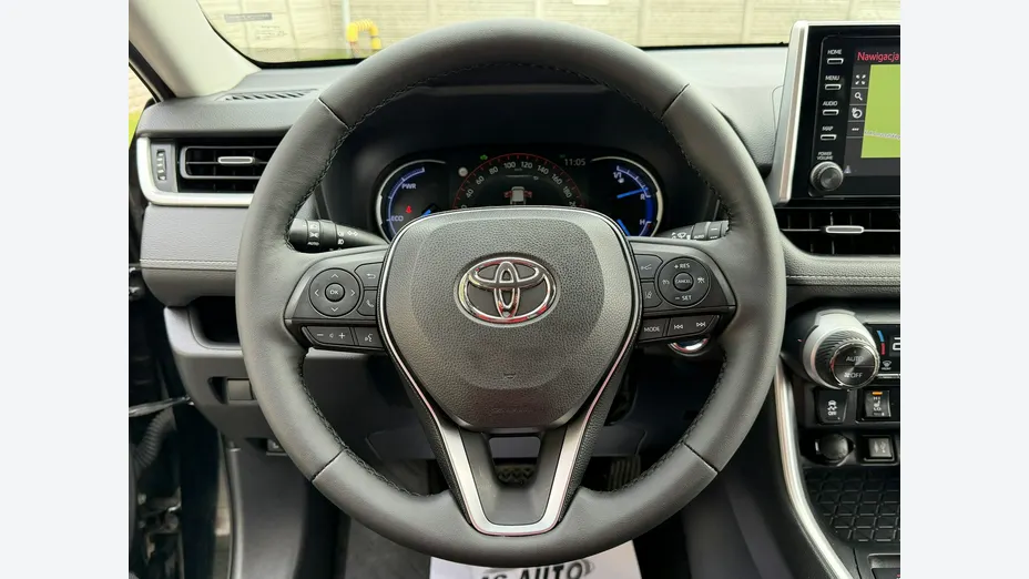 TOYOTA RAV4 -