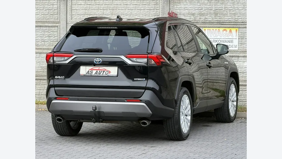 TOYOTA RAV4 -