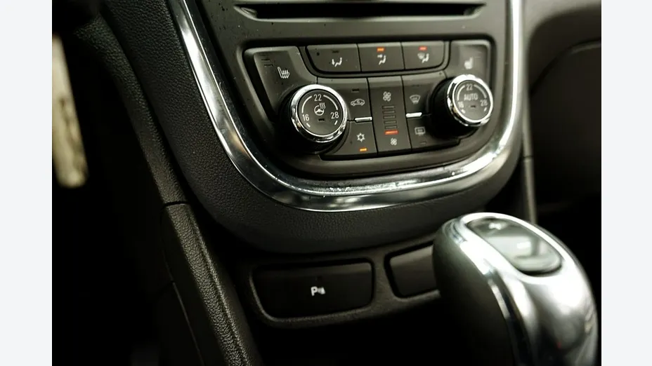 OPEL Mokka -