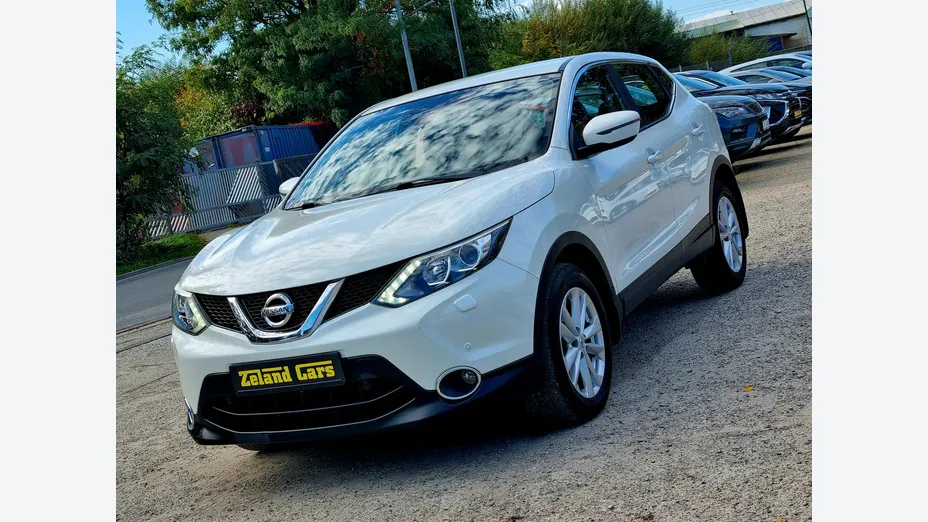NISSAN Qashqai -