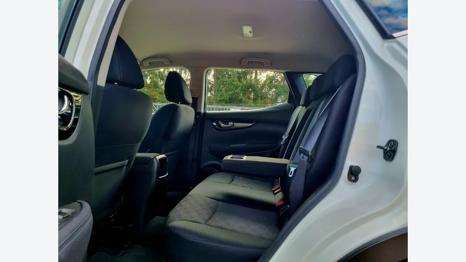 NISSAN Qashqai -