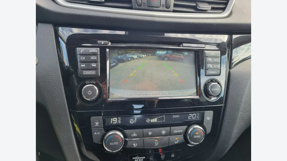 NISSAN Qashqai -