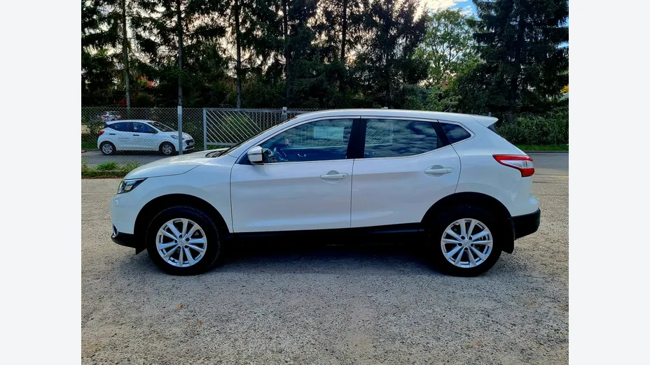 NISSAN Qashqai -