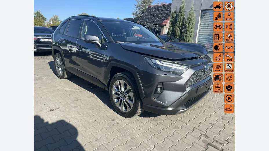 TOYOTA RAV4 -