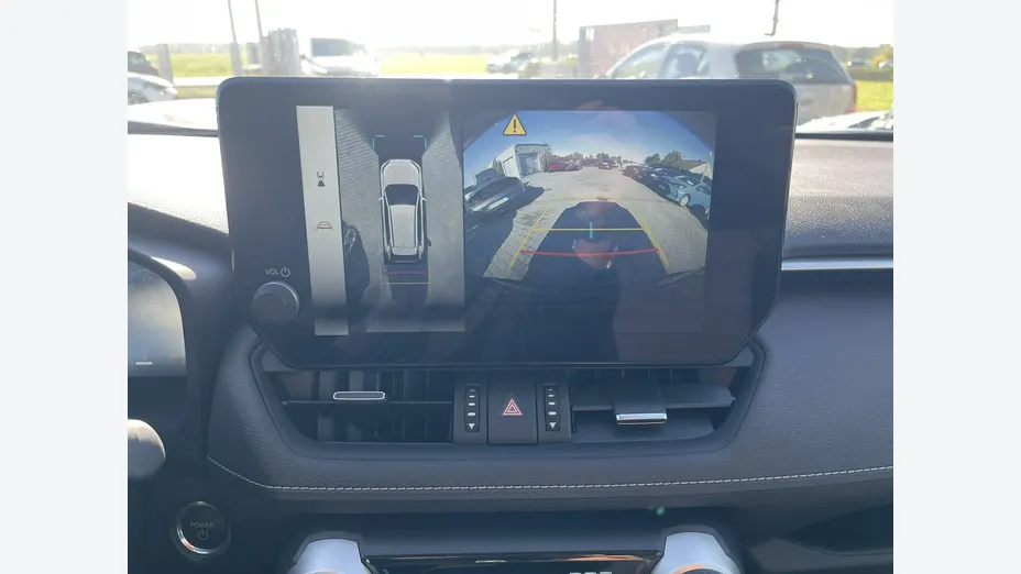 TOYOTA RAV4 -