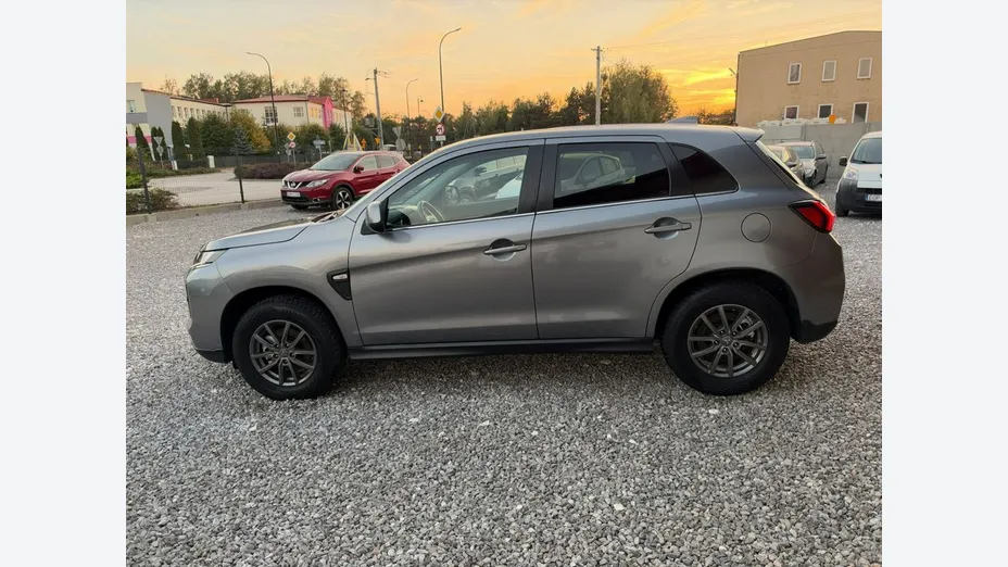 MITSUBISHI ASX -