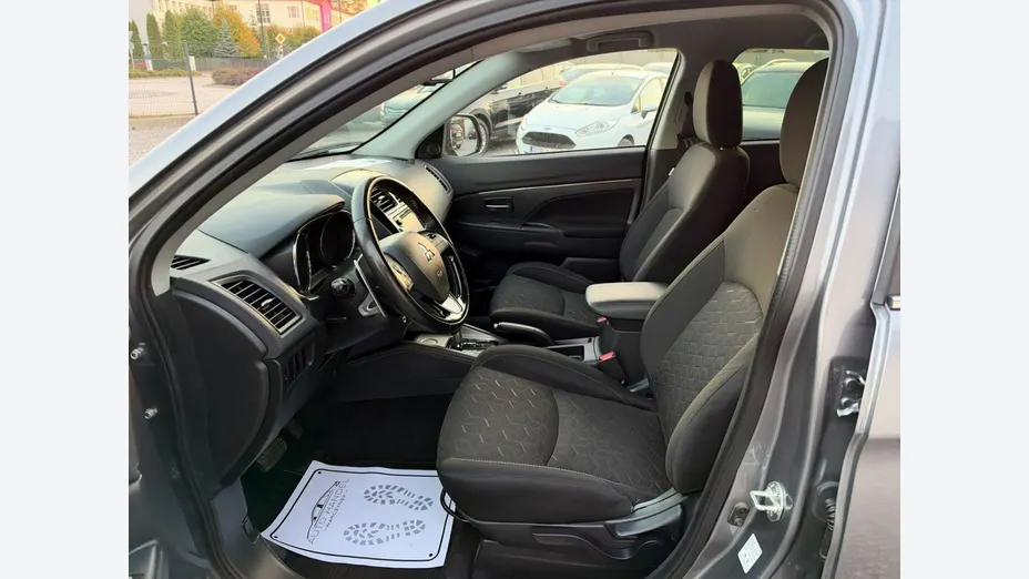 MITSUBISHI ASX -