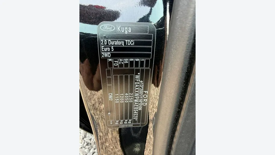 FORD Kuga -