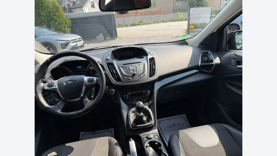 FORD Kuga -