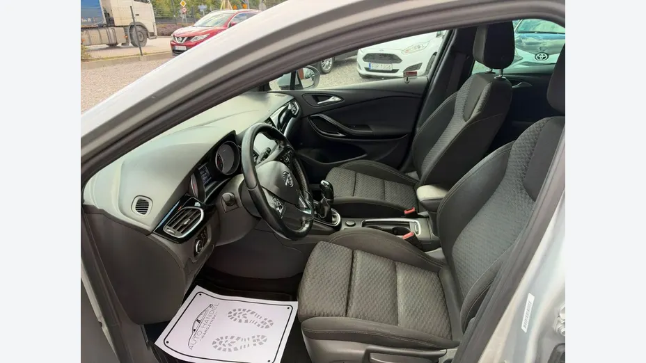 OPEL Astra -