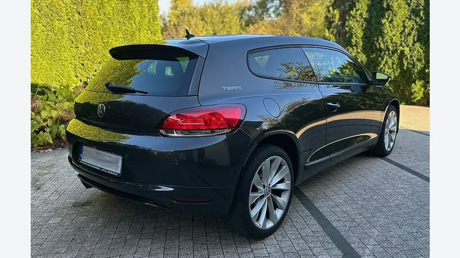 VOLKSWAGEN Scirocco -