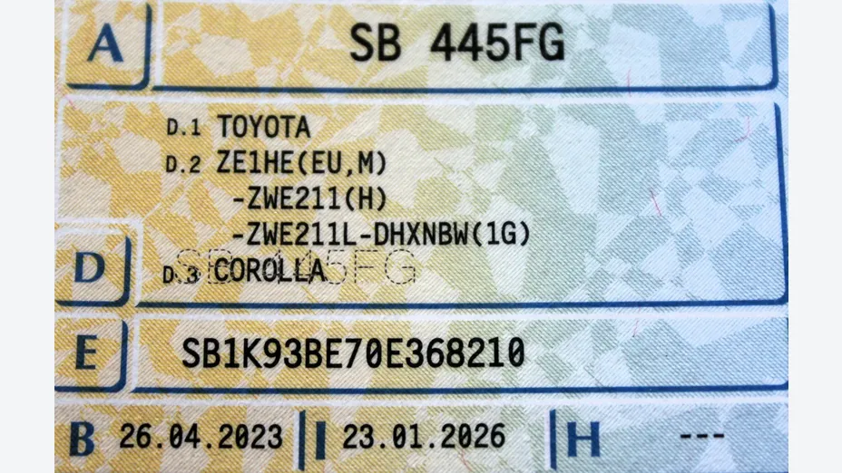 TOYOTA Corolla -