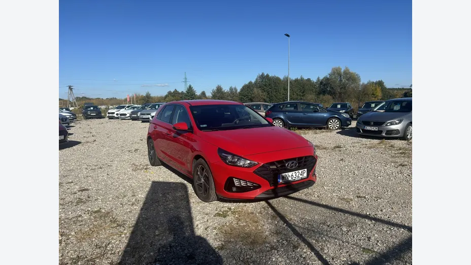 HYUNDAI i30 -