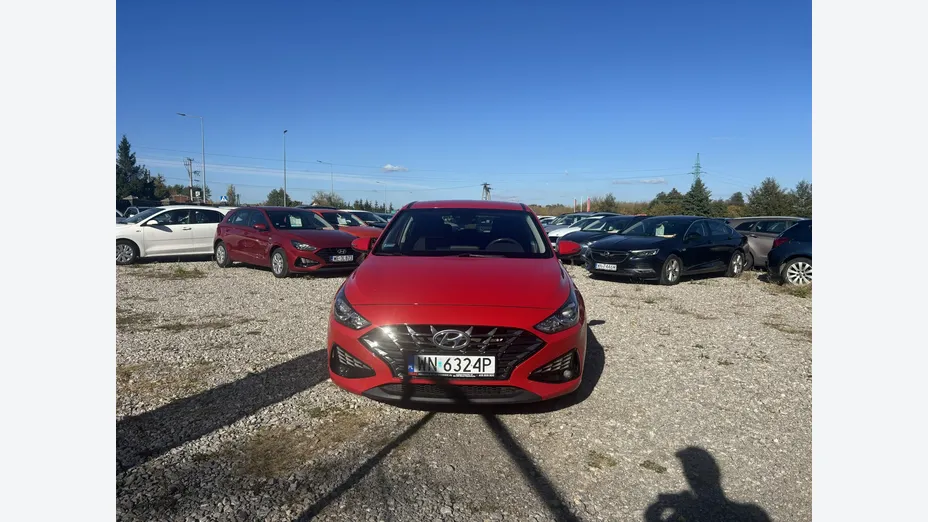 HYUNDAI i30 -