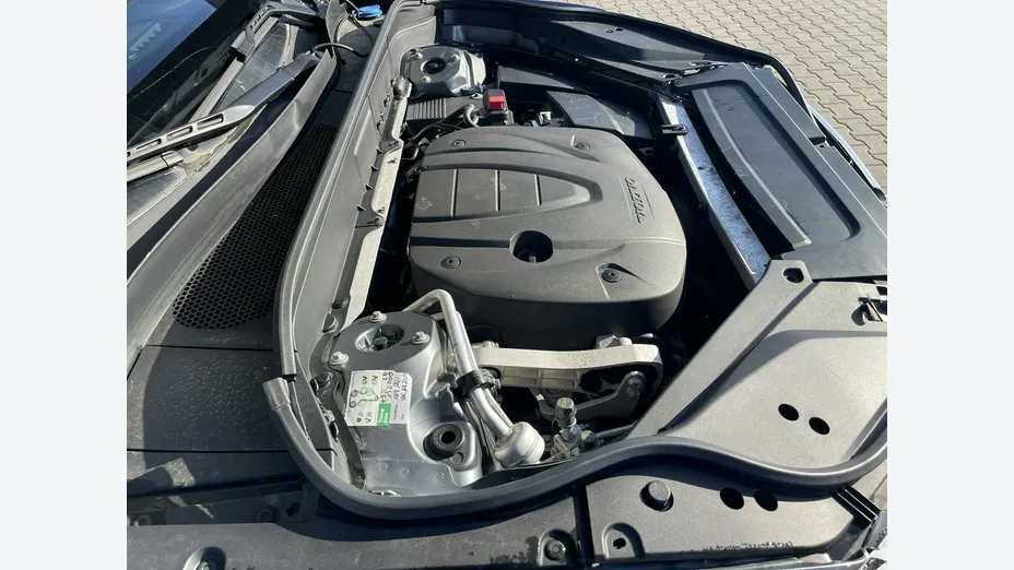 VOLVO XC90 -