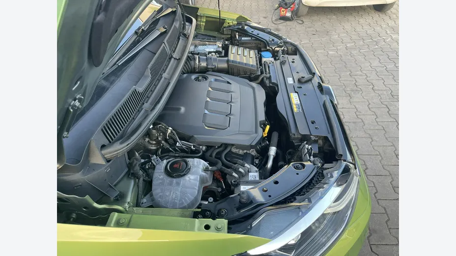 VOLKSWAGEN Caddy -