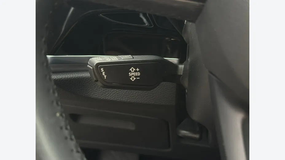 AUDI Q3 -