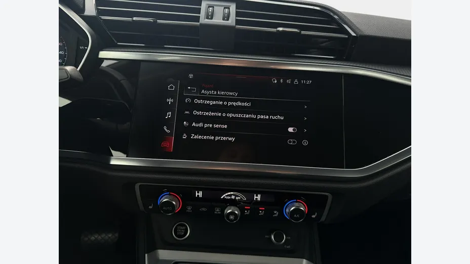 AUDI Q3 -