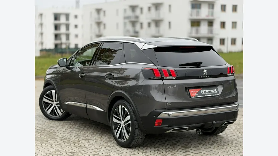 PEUGEOT 3008 -