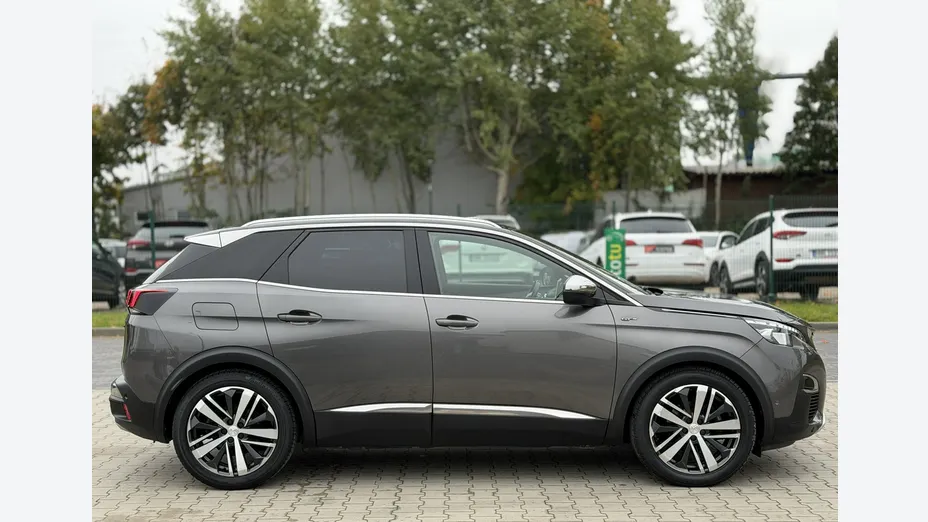 PEUGEOT 3008 -