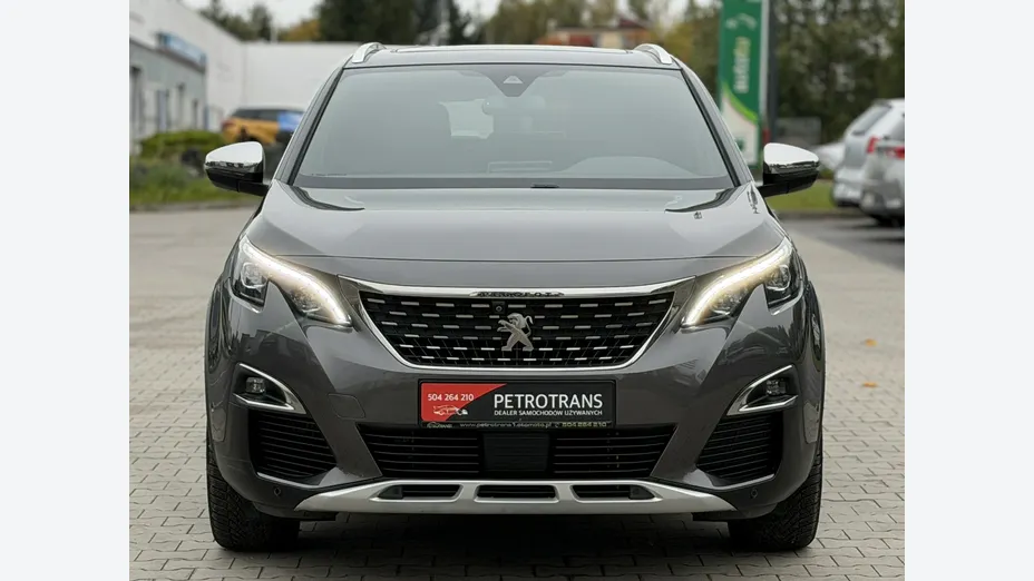 PEUGEOT 3008 -
