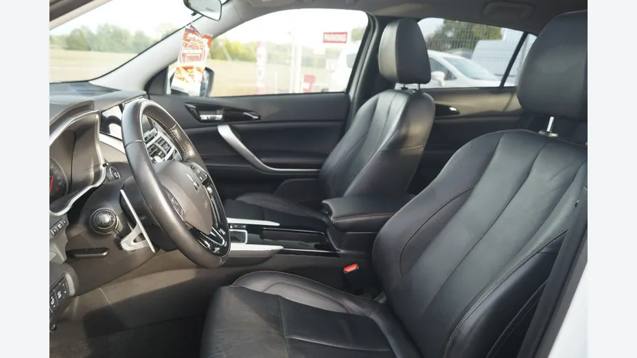 MITSUBISHI Eclipse Cross -