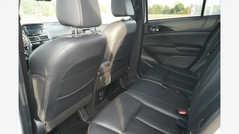 MITSUBISHI Eclipse Cross -