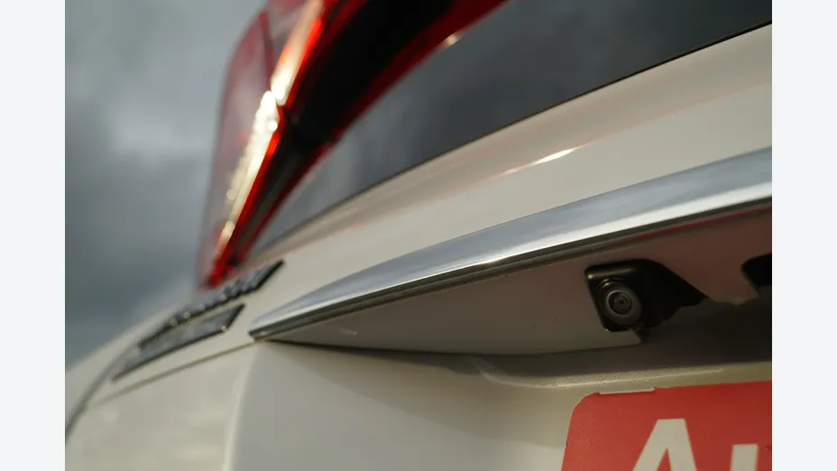 MITSUBISHI Eclipse Cross -