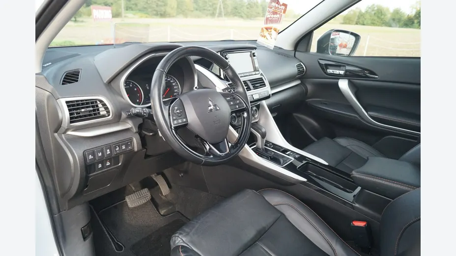 MITSUBISHI Eclipse Cross -