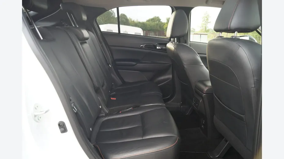 MITSUBISHI Eclipse Cross -