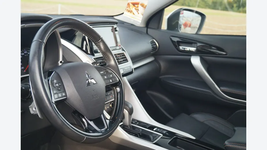 MITSUBISHI Eclipse Cross -