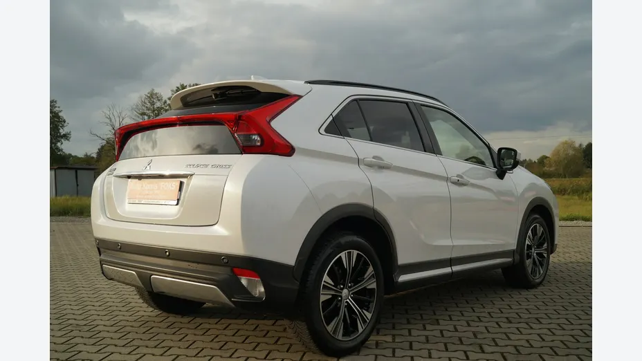 MITSUBISHI Eclipse Cross -