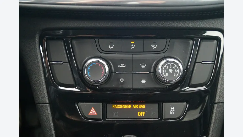 OPEL Mokka -