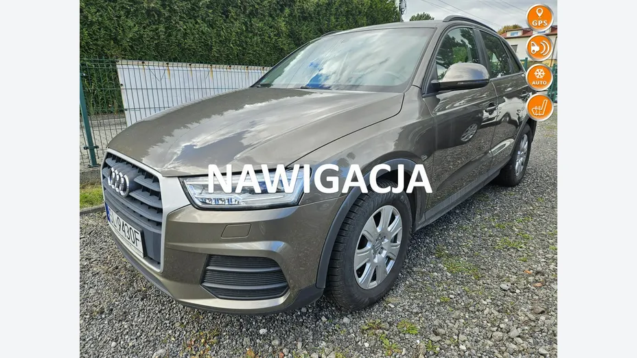 AUDI Q3 -