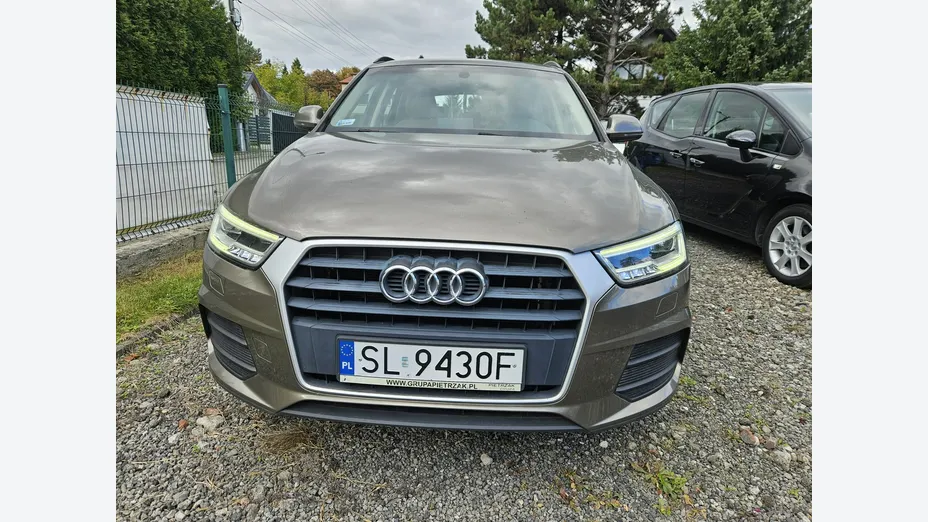 AUDI Q3 -