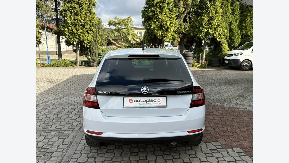 SKODA Rapid -