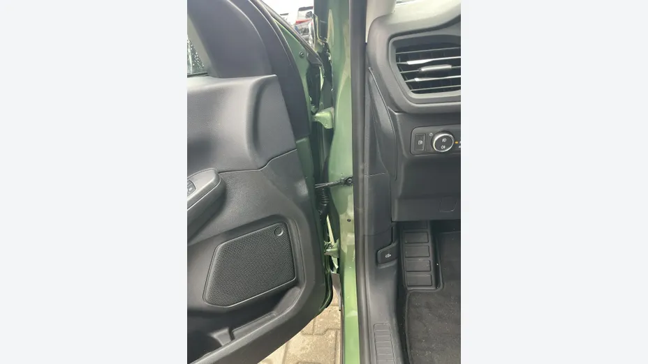 FORD Kuga -