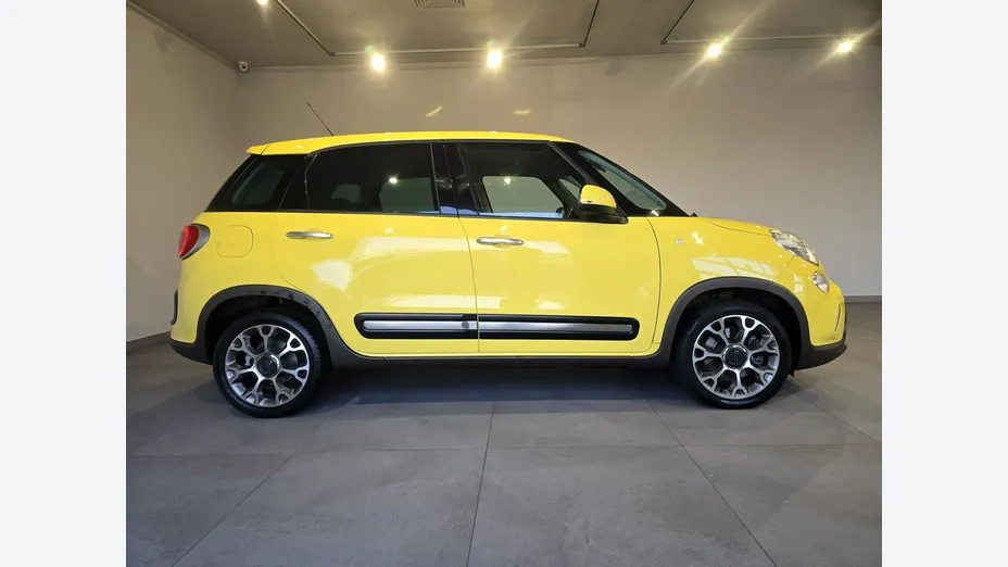 FIAT 500L -
