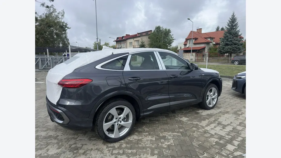 AUDI Q5 Sportback -