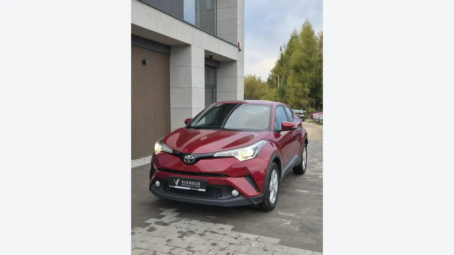 TOYOTA C-HR -