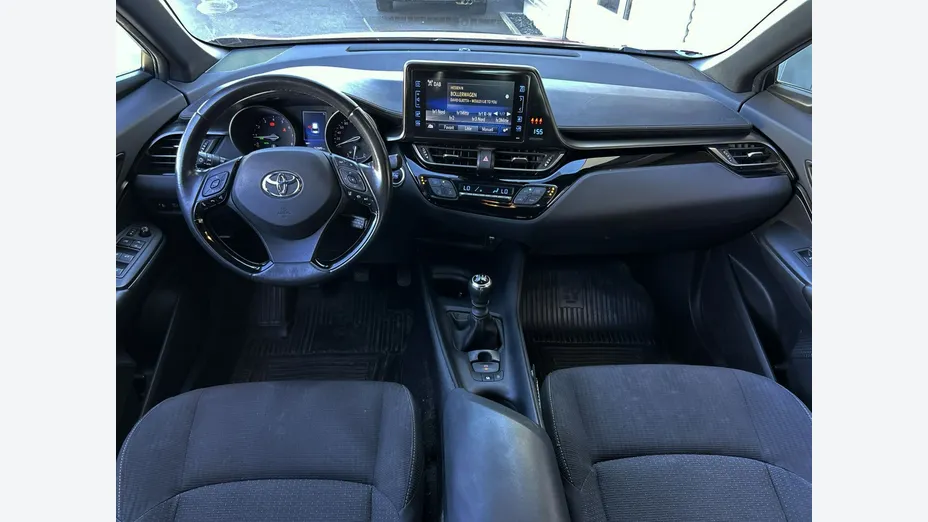 TOYOTA C-HR -