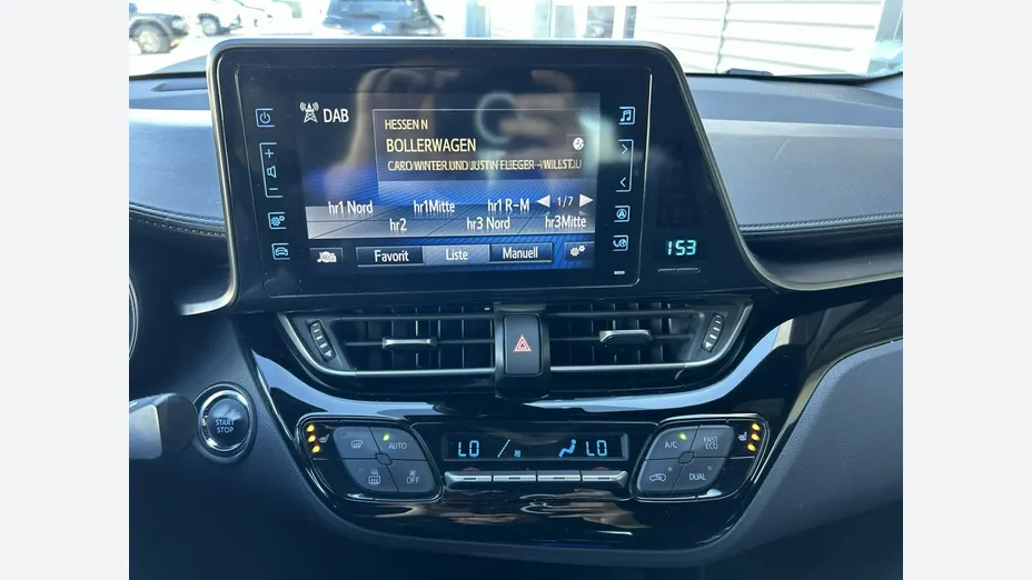 TOYOTA C-HR -
